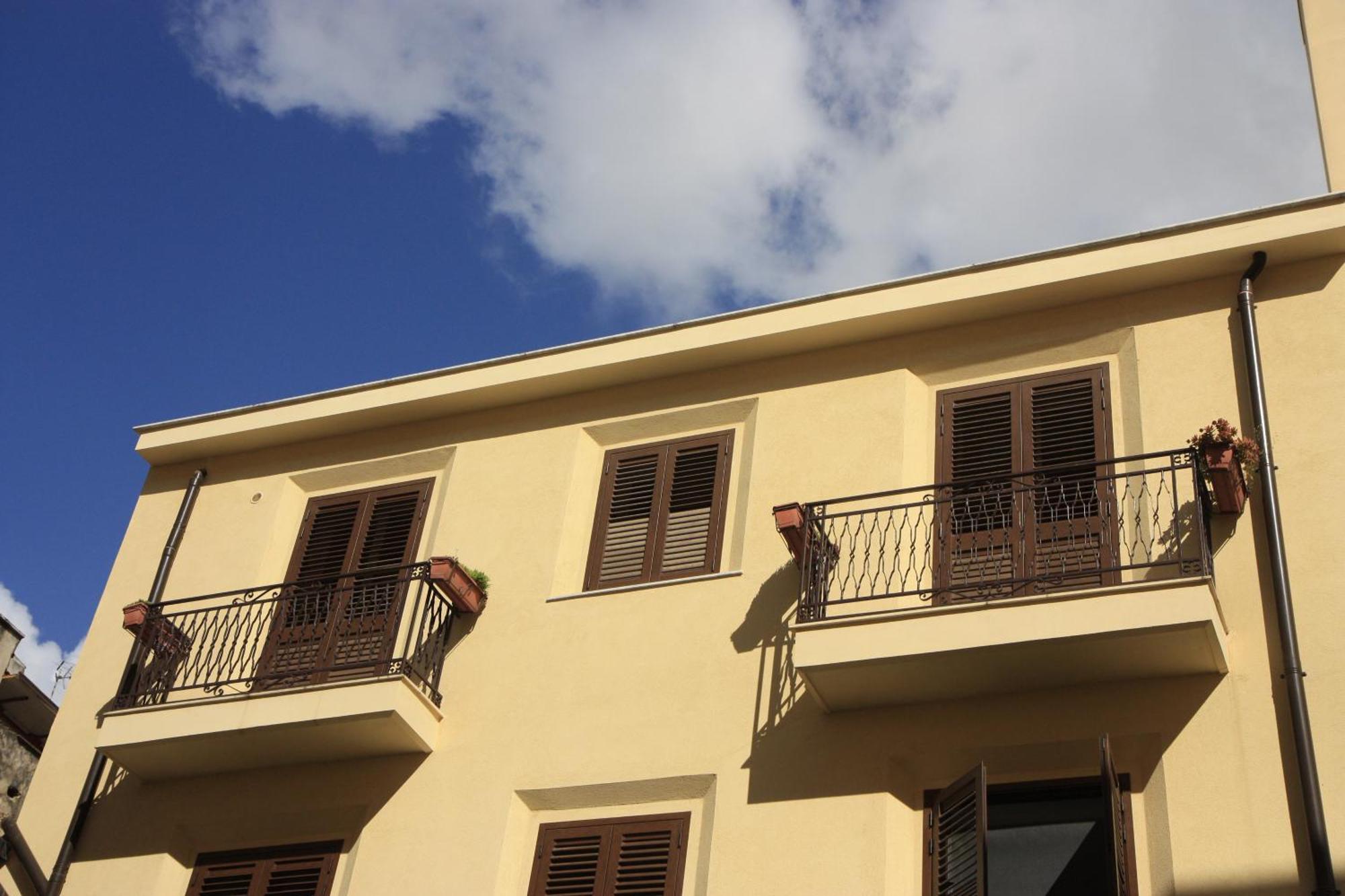 Zisas Apartment Palermo Exterior photo